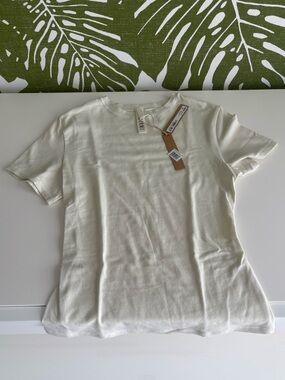 SKIMS Cream Short Sleeve Crew Tee🤍